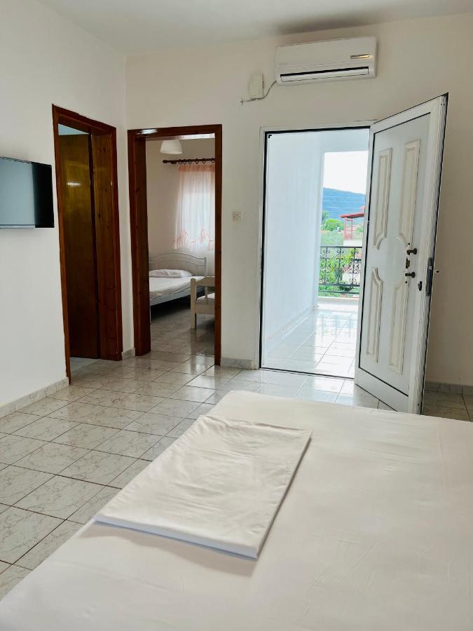 Atlantis Apartments Vrasná 외부 사진