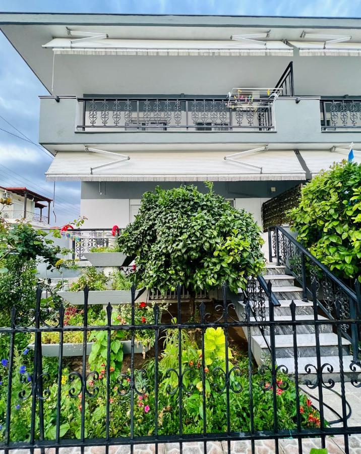 Atlantis Apartments Vrasná 외부 사진